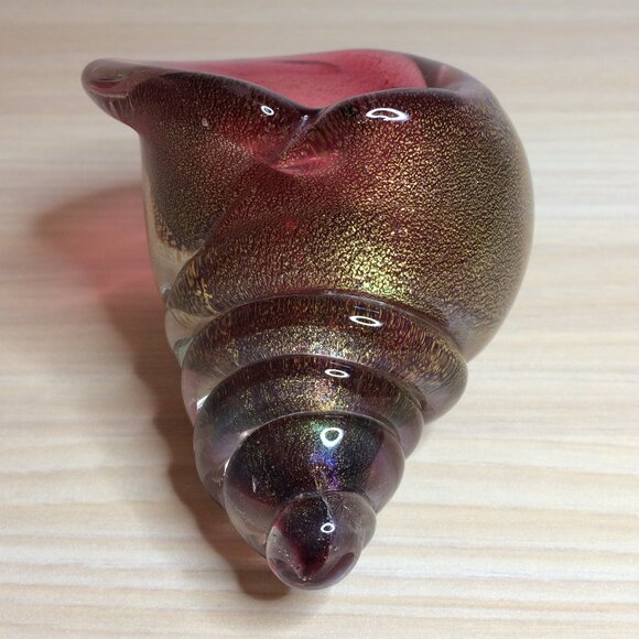 Murano Red Gold Aventurine Flecks Art Glass Conch Shell - Picture 1 of 6